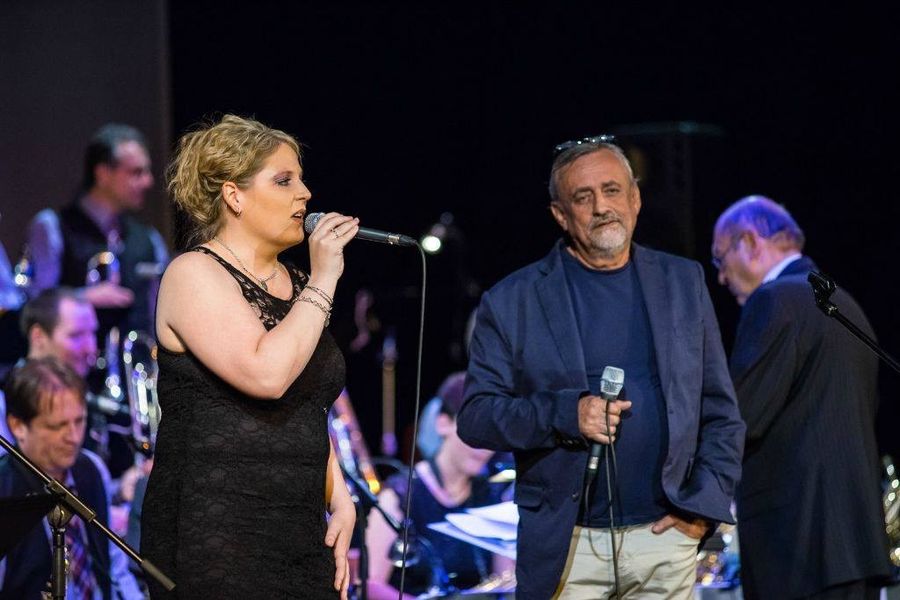 Petra Hapková "Život na baru" — fotka 1