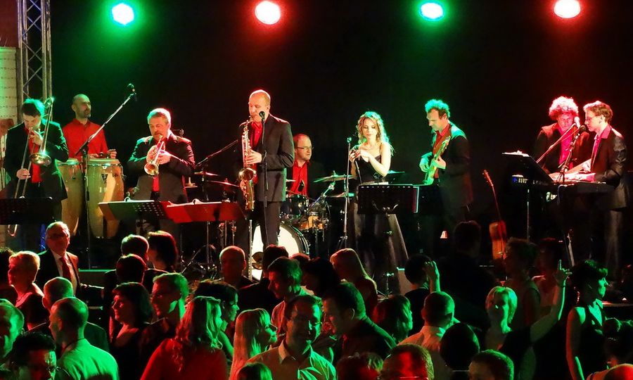 Funny Dance Band - show band — fotka 3
