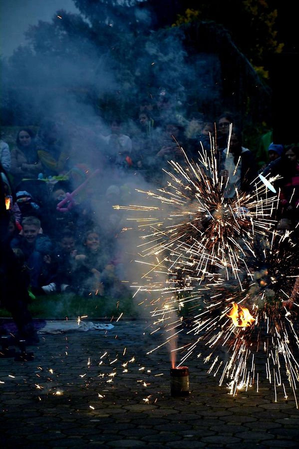 Ohnivá - pyrotechnická skupina STREET SHOW Znojmo  — fotka 8