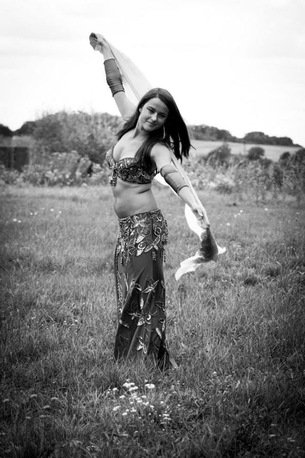 Orientální tanečnice Zahra — fotka 7