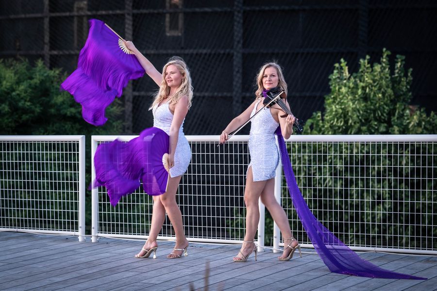 Reginae Luminis: Kasperlin & Anya
