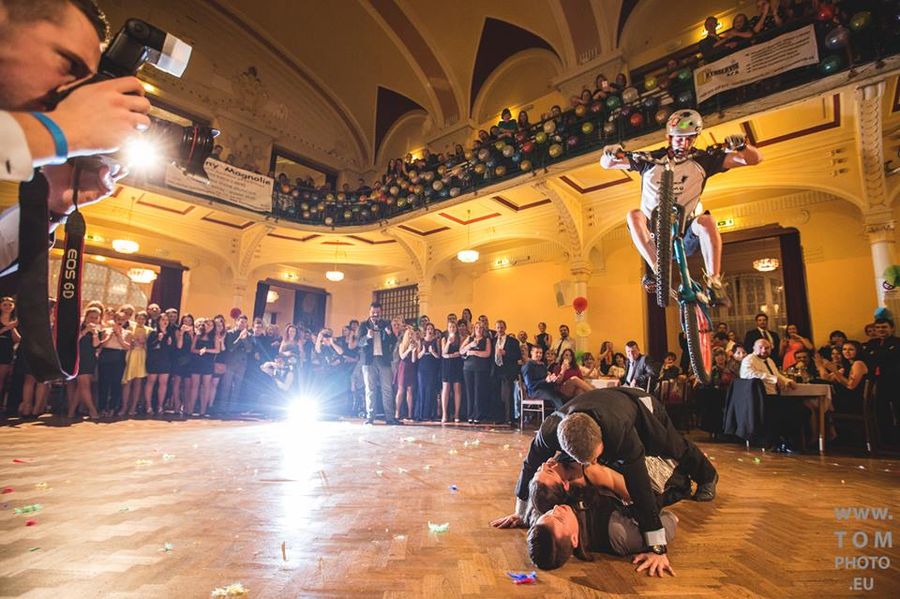 Biketrial show - základní set překážek — fotka 6