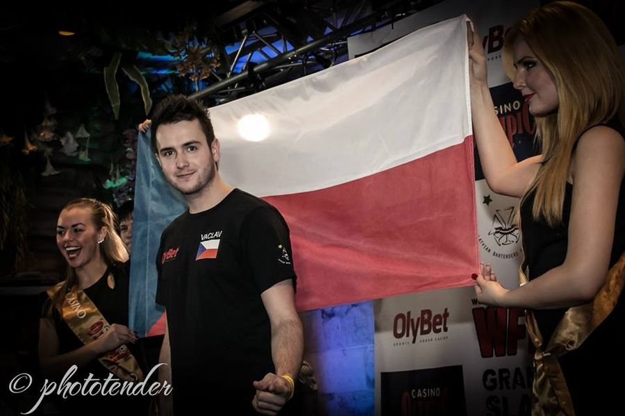 Václav Abraham - barmanská show na míru — fotka 3