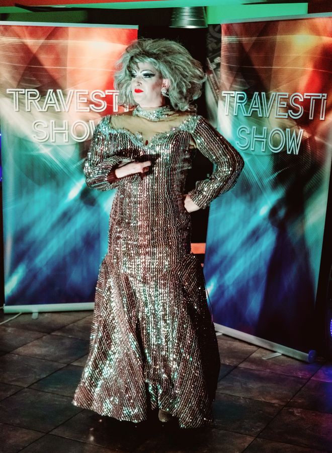 Travesti show Sweet Sisters — fotka 4