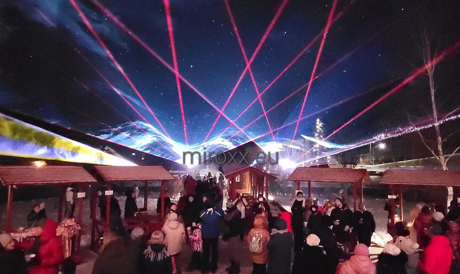 Laserová show / lasershow / laser mapping / Grafická show — fotka 1