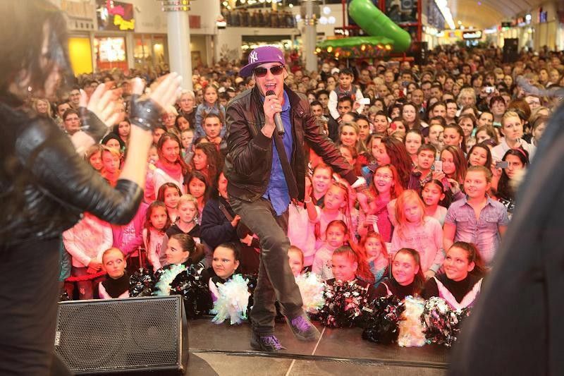 Sámer Issa live show — fotka 4
