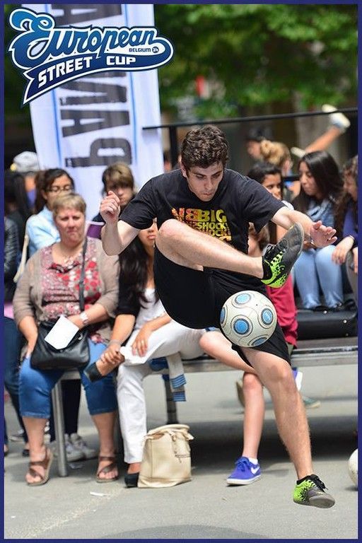 Freestyle fotbal vystoupení - David Grubl — fotka 2