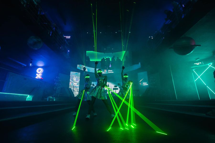 Laser LED light dance show — fotka 7