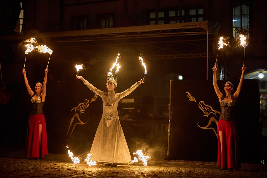 ILUSIAS | FIRE SHOW - Flaming Art — fotka 3