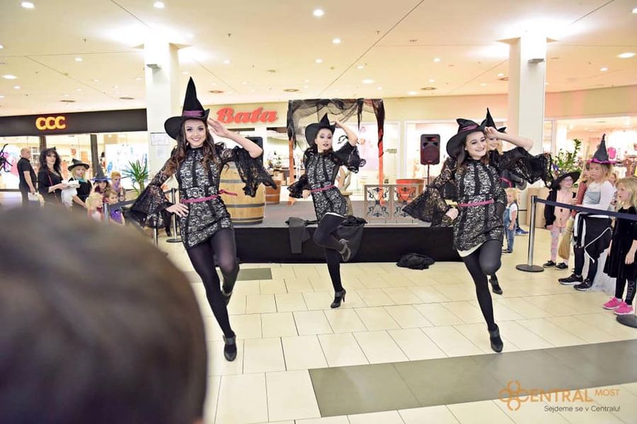 Halloween, Čarodějnice — fotka 2