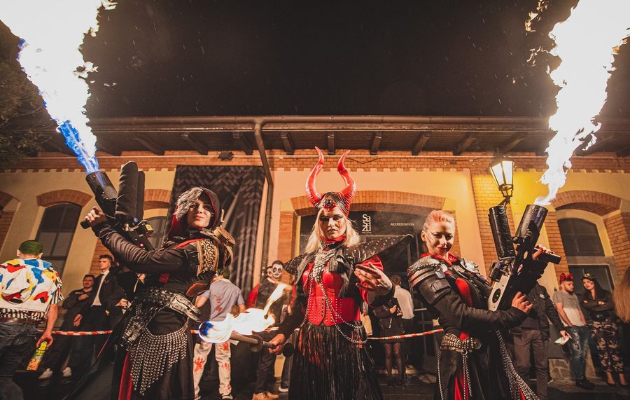 Magická ohnivá show na dětské akce — fotka 2