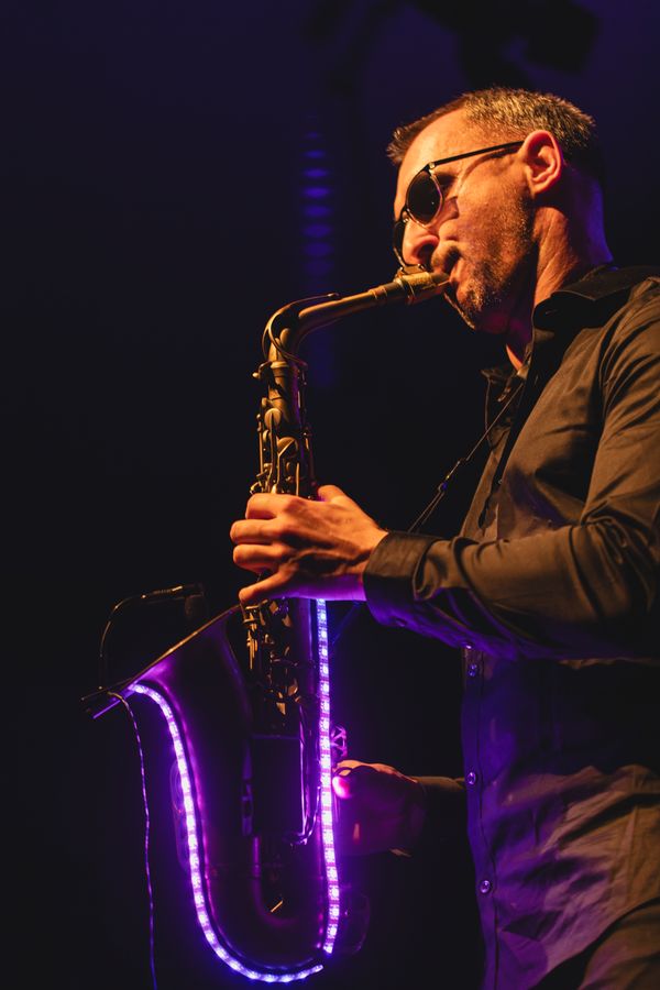 LED saxofonová show — fotka 5
