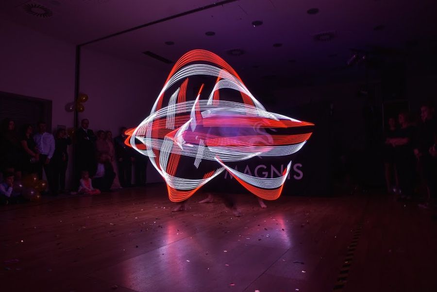 Light Swing Show