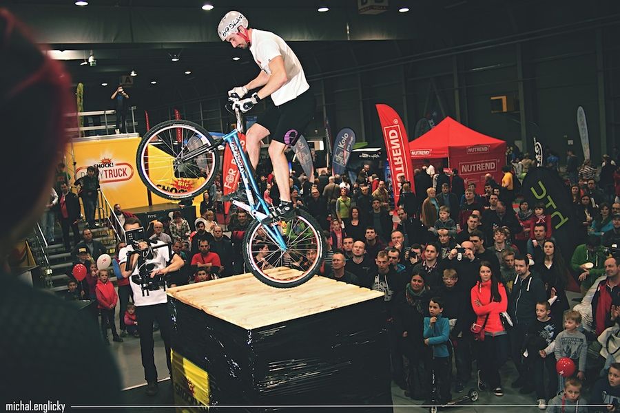 Biketrial show - základní set překážek — fotka 3