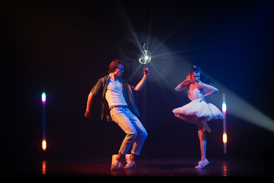 Muzikálová show Pomáda
