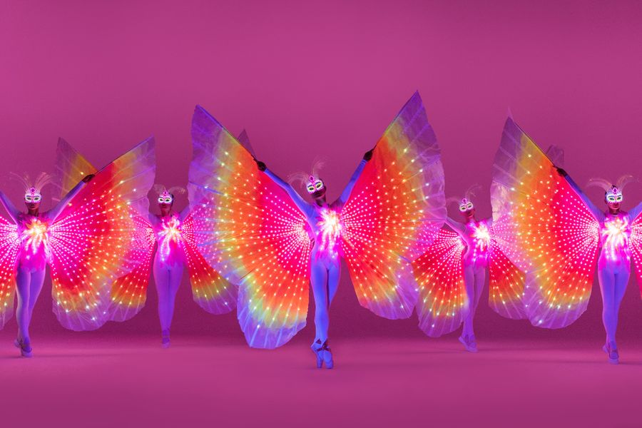 Arabesque LED & Dance Show — fotka 3