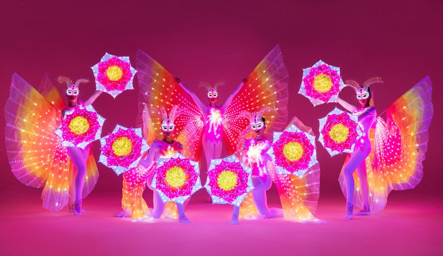 Arabesque LED & Dance Show — fotka 4