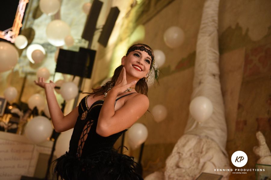 Kabaretní programy / Francouzský kankán, Moulin Rouge, Burlesque