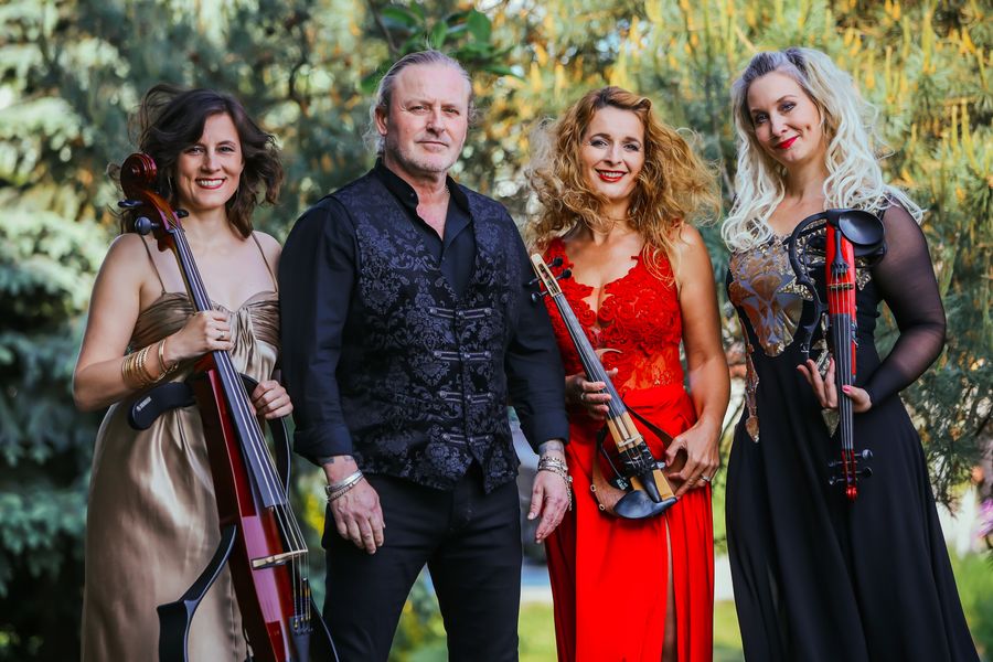 houslová show tria INFLAGRANTI