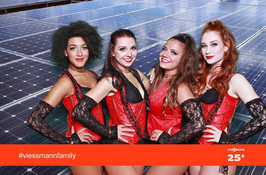 Kabaretní programy / Francouzský kankán, Moulin Rouge, Burlesque — fotka 3