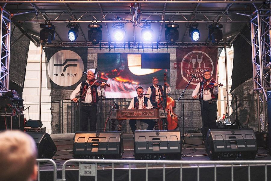 Cimbálová muzika  — fotka 2