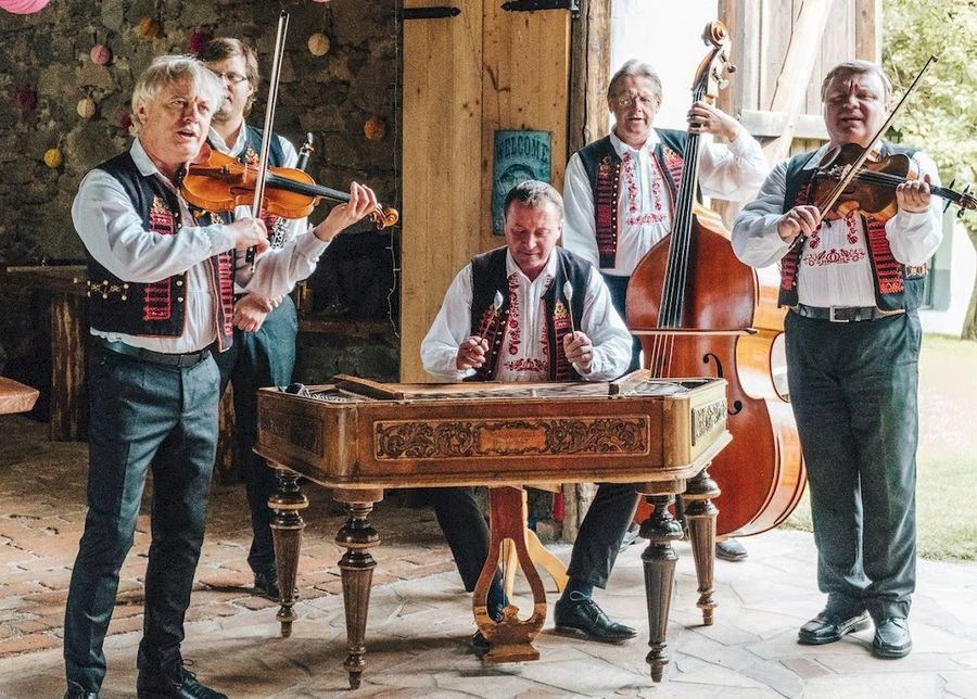 Cimbálová muzika 