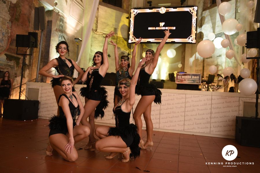 Kabaretní programy / Francouzský kankán, Moulin Rouge, Burlesque — fotka 2