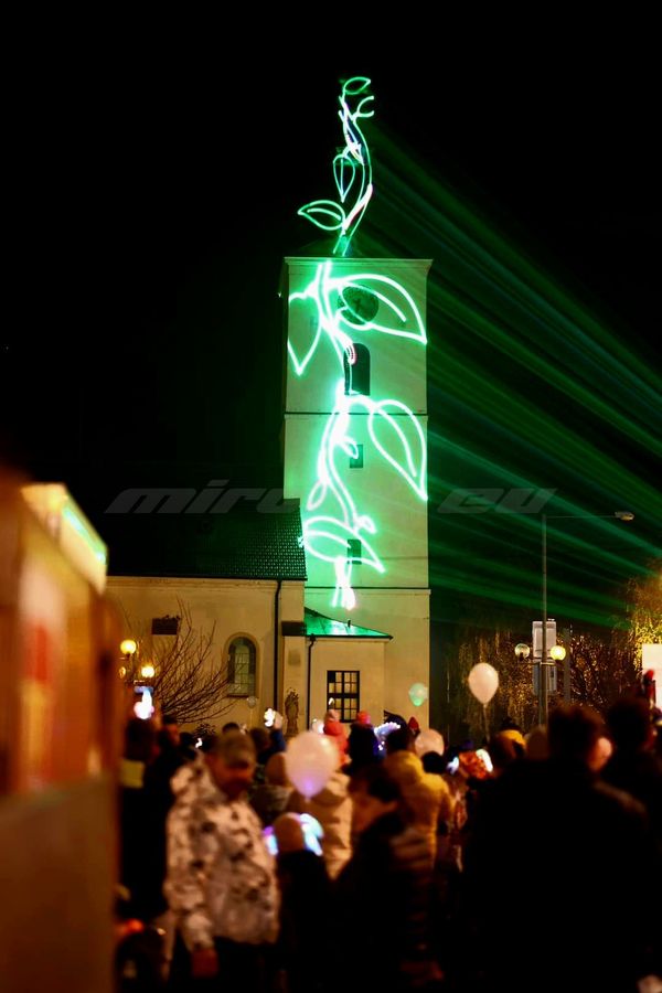 Laserová show / lasershow / laser mapping / Grafická show — fotka 5