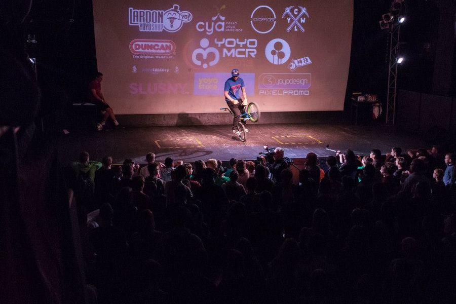 FREESTYLE UNION - Yoyo, Free Running, Footbag, Frisbee, BMX, Rope Skipping, Freestyle fotbal — fotka 5
