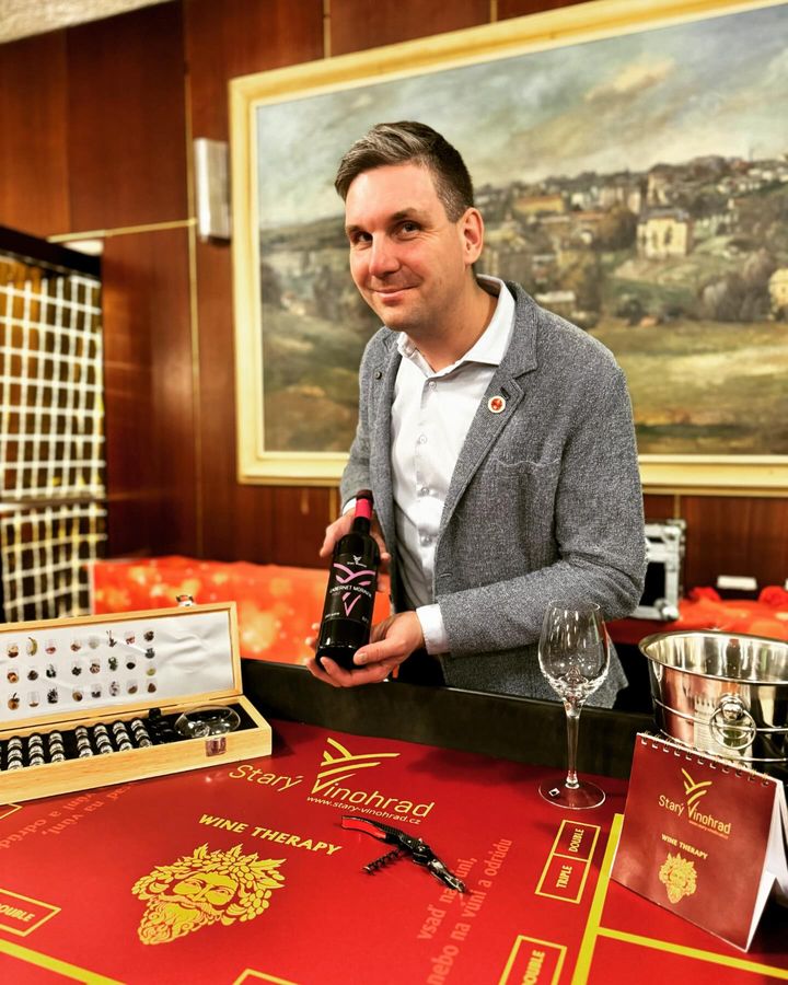 WINE THERAPY – Luxusní degustace prémiových vín spojená se zábavnou hrou — fotka 2