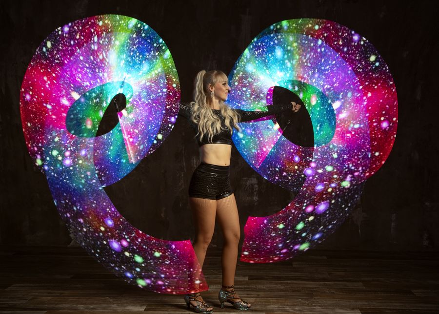 Světelná show ○ Hula Hoop Vějíře Pixel Poi ○ — fotka 2