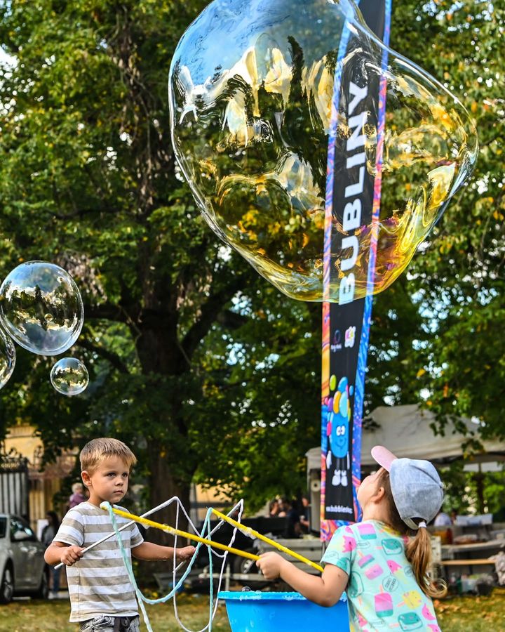 Bublinová dílna – Bubble Workshop s obřími bublinami — fotka 3