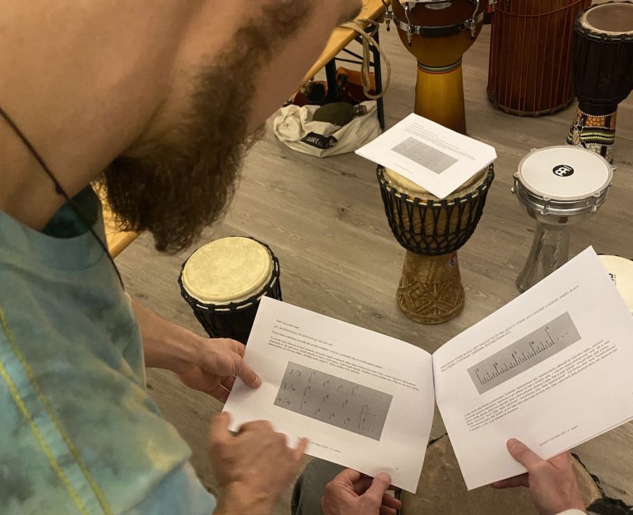 Kurz bubnování na djembe pro začátečníky — fotka 2