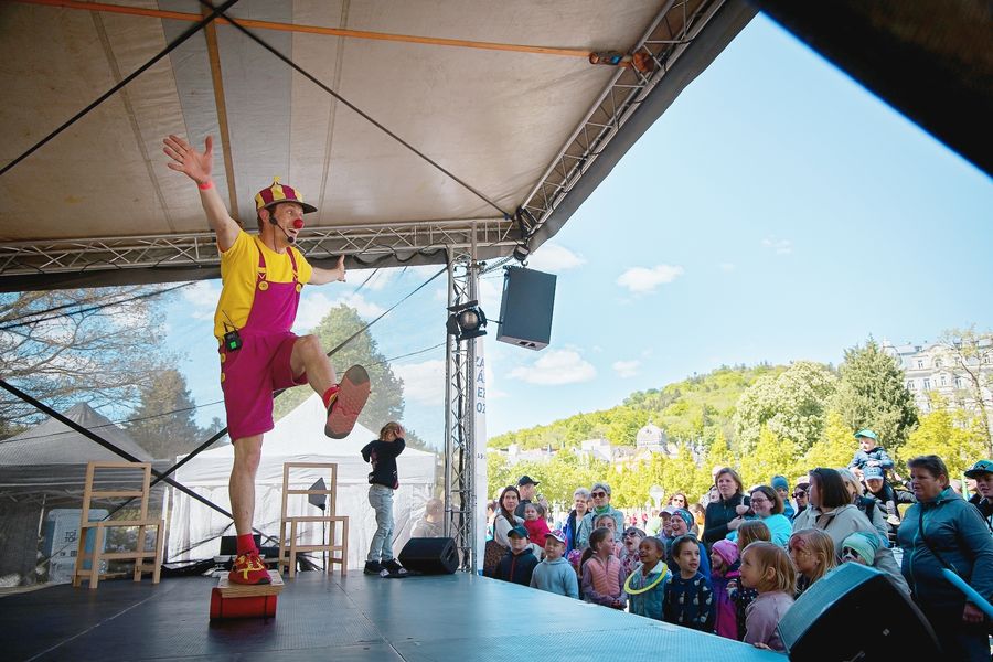Klaun Bailo - Akrobaticko humorná show pro všechny generace — fotka 5