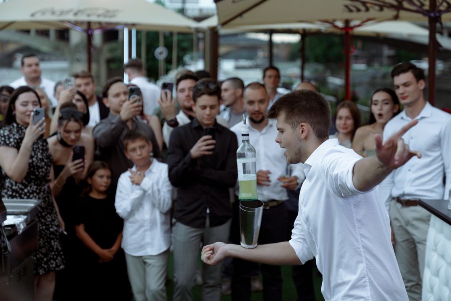 Barmanská show od nejlepšího barmana v ČR v roce 2024! — fotka 3