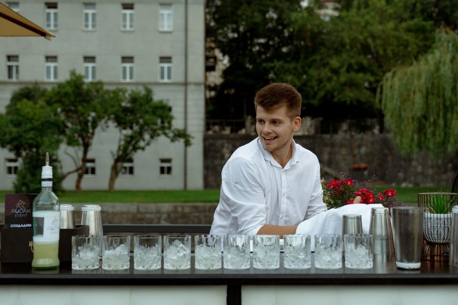 Barmanská show od nejlepšího barmana v ČR v roce 2024! — fotka 2