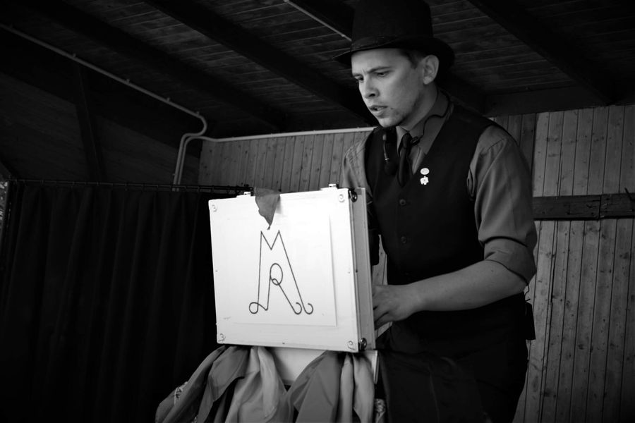 Profesionální kouzelnické vystoupení // Magic Show of RadekR — fotka 6