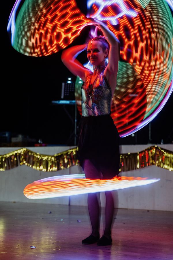 Hula Hoop světelná show s Vaším logem — fotka 6