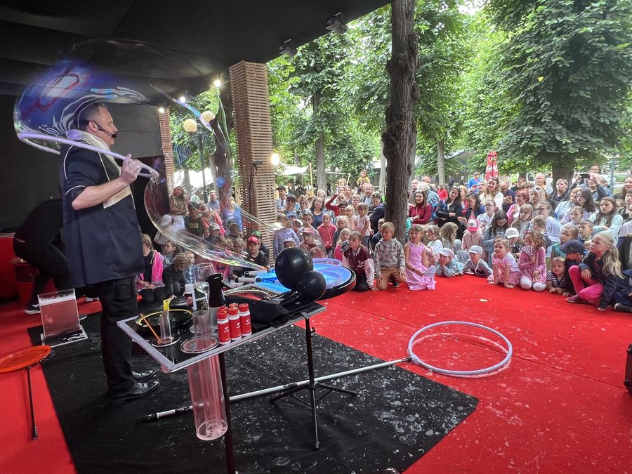 Bublinová show pro děti — fotka 2