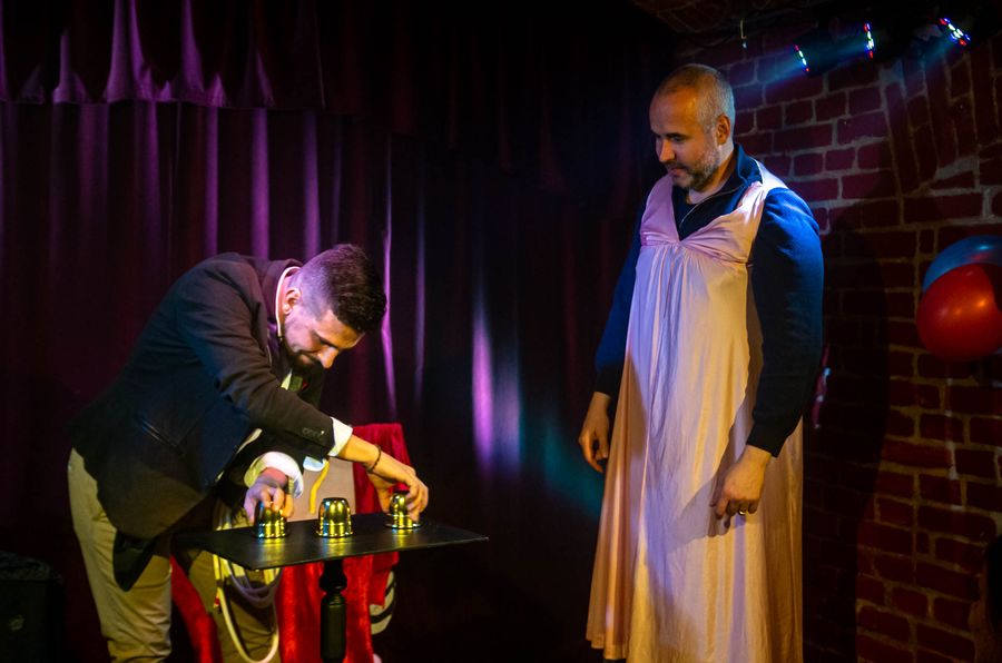 Kouzelnická show INDIANA JAMES A CHRÁM NEUVĚŘITELNÝCH NÁHOD  od Just Jamese — fotka 4