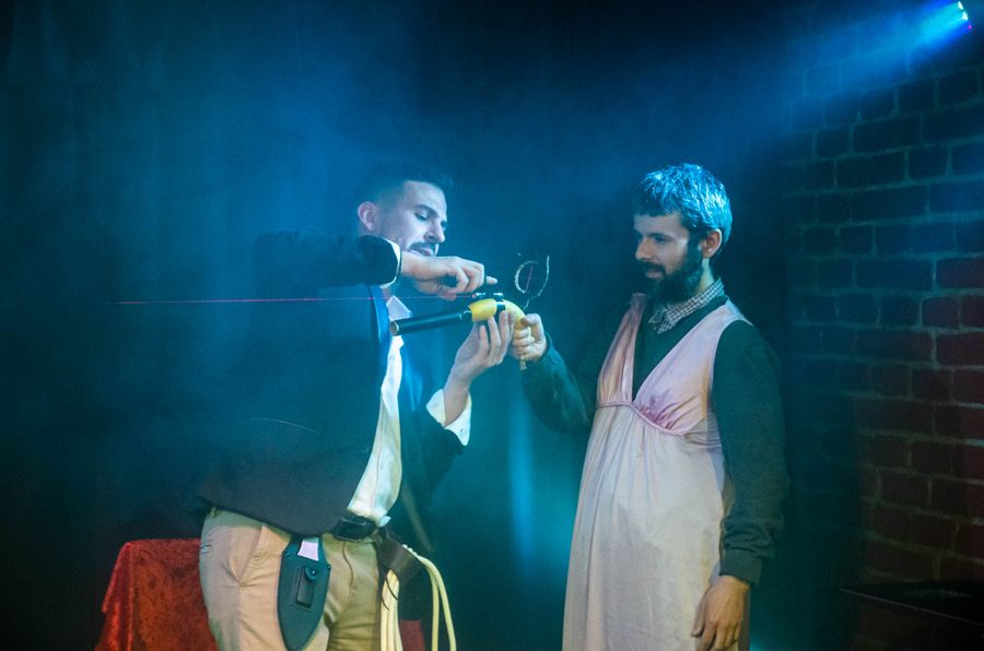 Kouzelnická show INDIANA JAMES A CHRÁM NEUVĚŘITELNÝCH NÁHOD  od Just Jamese — fotka 2