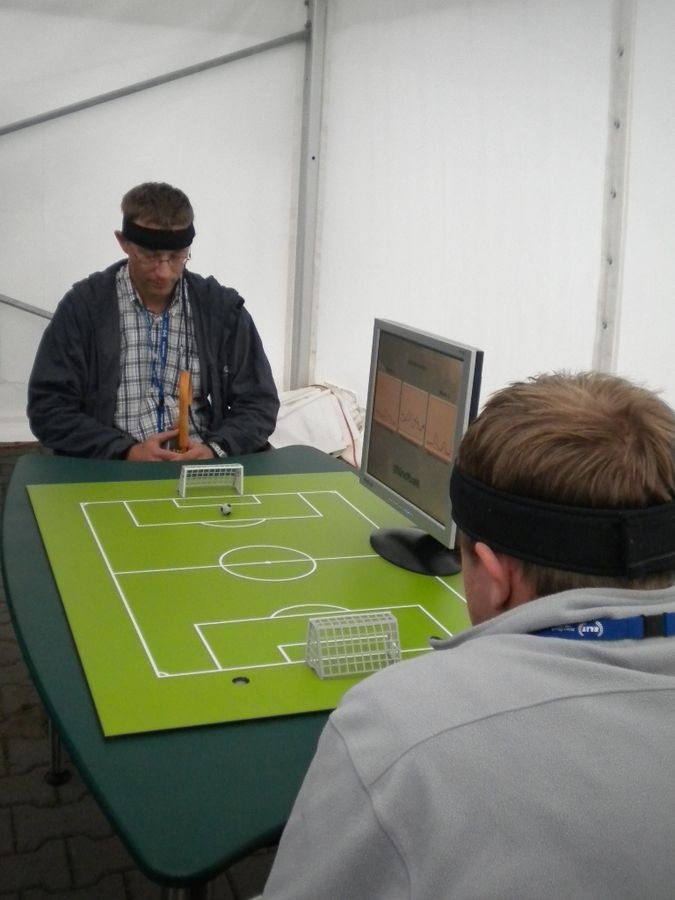 Mindball - myšlenkový fotbal — fotka 3