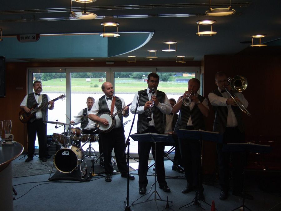 New Dixie, tradiční dixieland v moderním pojetí — fotka 1