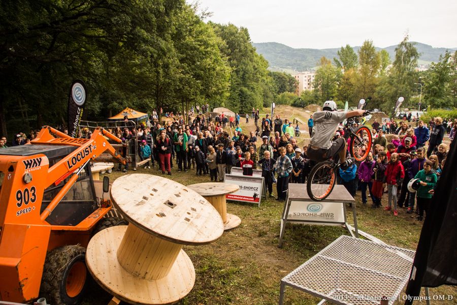 Biketrial show - základní set překážek — fotka 4