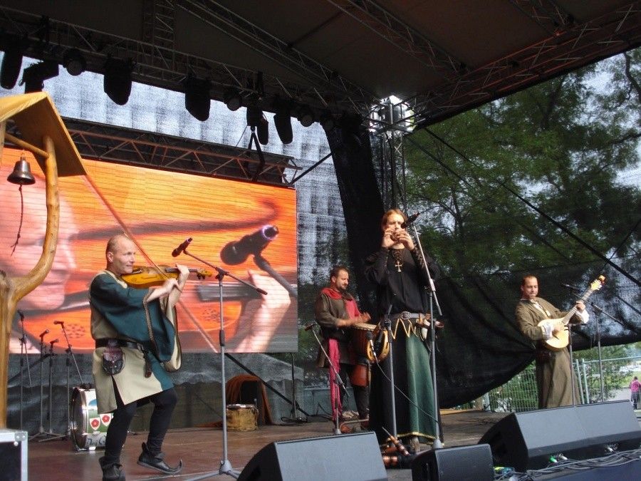 Dei Gratia středověká show music — fotka 4