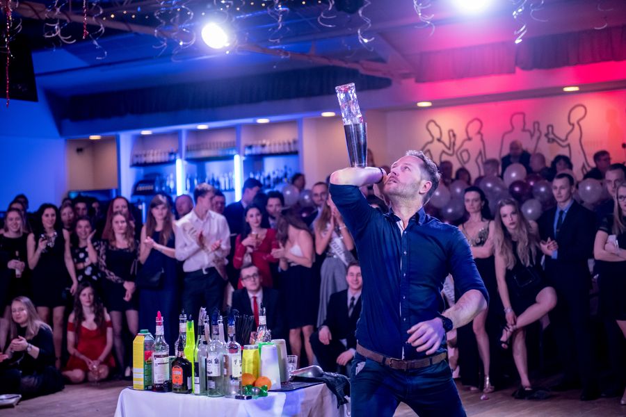 Barmanská show - Petr Hurta — fotka 4