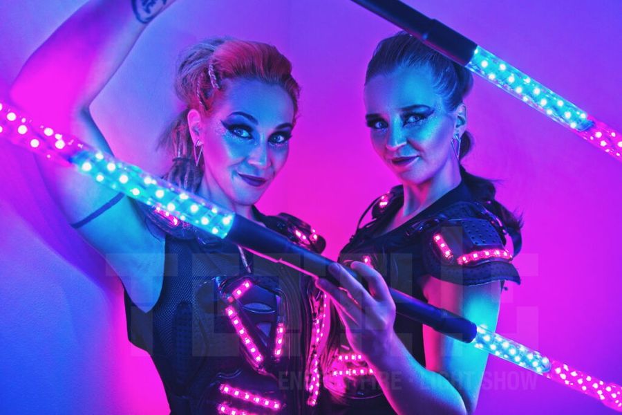 T.E.T.R.I.S.│Světelná show s LED kostýmy — fotka 1