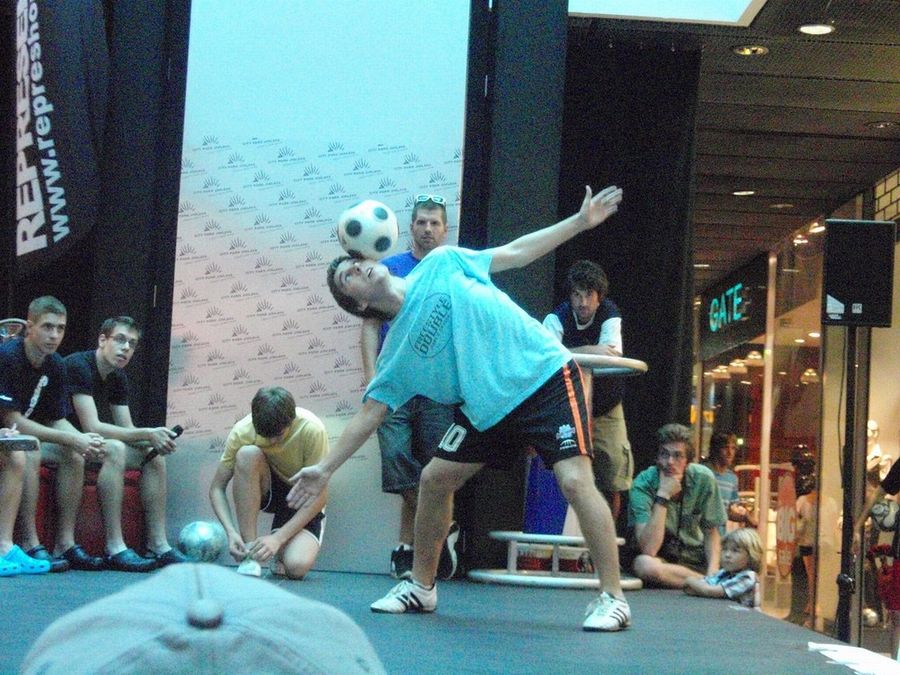 Freestyle fotbal show - Petr ''Kari'' Karásek — fotka 1