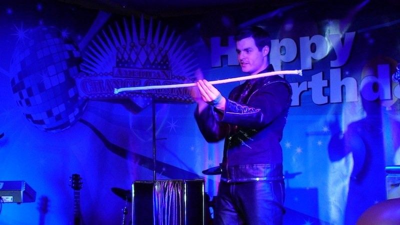 Strhující kouzelnická show — fotka 4