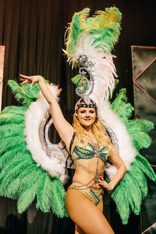 Lady Karneval- Showgirls Kabaret — fotka 3